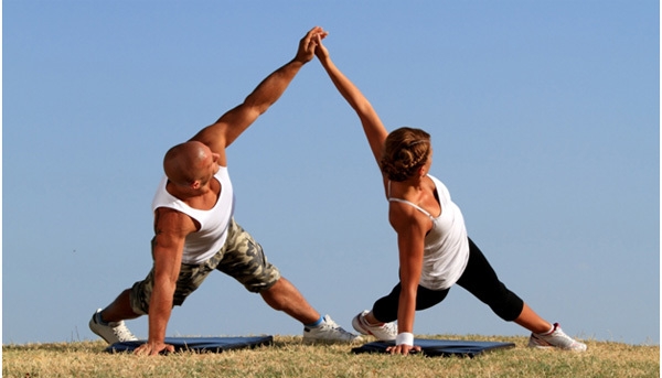 Bestie yoga couple 2