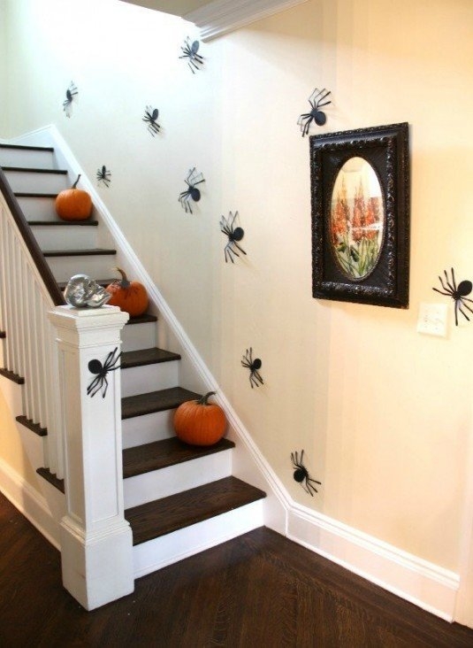 9 ý tưởng trang trí Halloween cho lớp học siêu chất, siêu độc