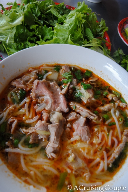 9 món ngon Việt Nam làm say lòng khách Tây