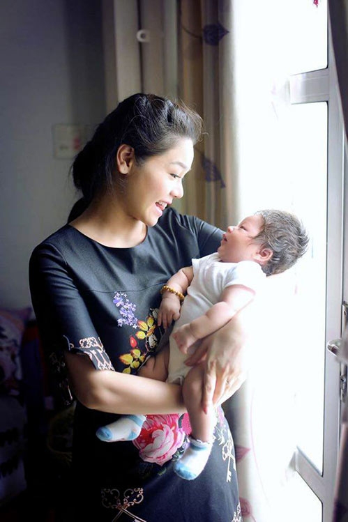 Mê mẩn vẻ điển trai của những hoàng tử nhí nhà sao Việt