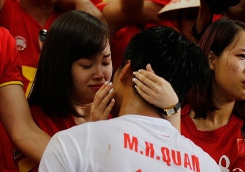 Ba hotgirl 9x Việt