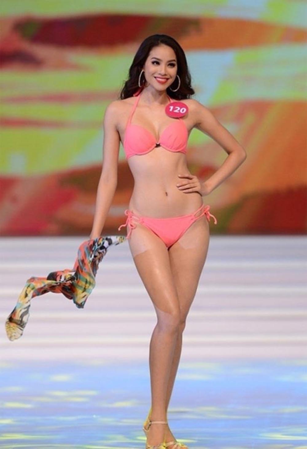 Tự hào những nhan sắc Việt dự thi ở đấu trường quốc tế 2015