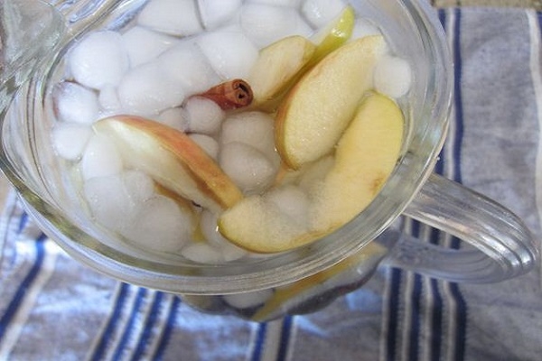 Bestie detox táo quế