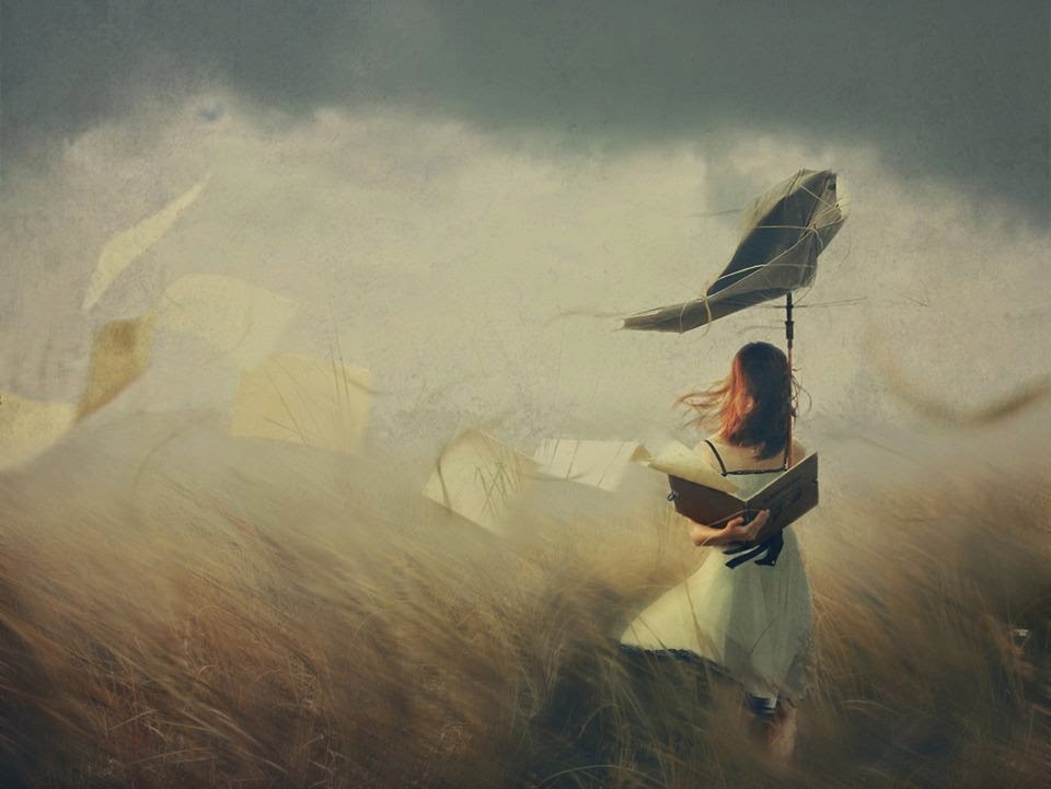 người quen thành lạ