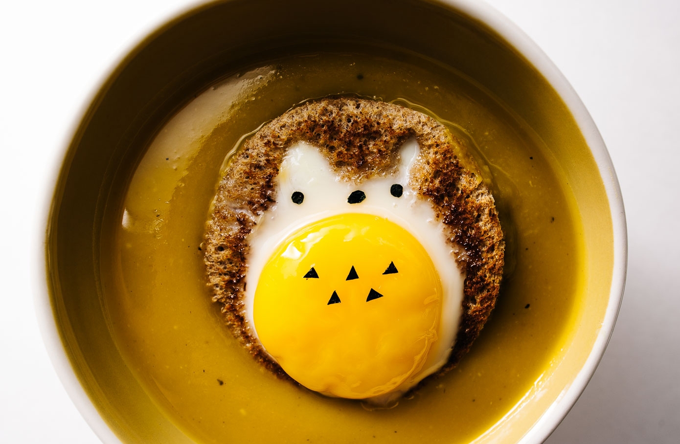 Súp bí đỏ Totoro cực dễ thương lại ngon đến