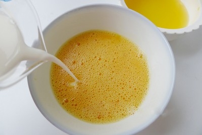 Trổ tài làm bánh flan cam thơm nức mũi