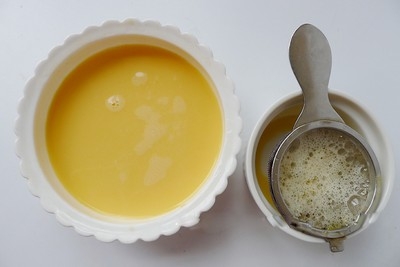 Trổ tài làm bánh flan cam thơm nức mũi