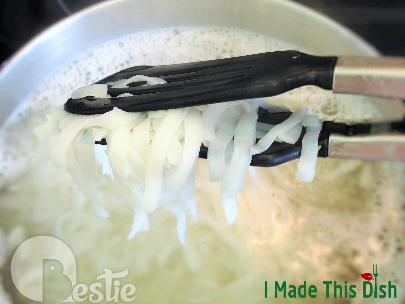 Làm phở trộn nhanh gọn chỉ trong 15 phút