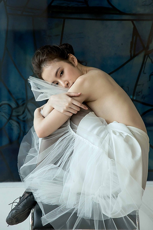 Angela Phương Trinh ngày càng gợi cảm với vẻ đẹp