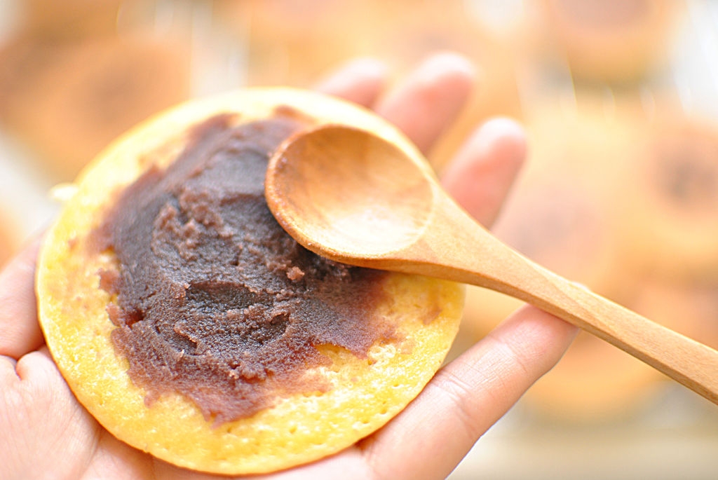 Trổ tài làm bánh rán Dorayaki đến Đô-rê-mon cũng phát thèm