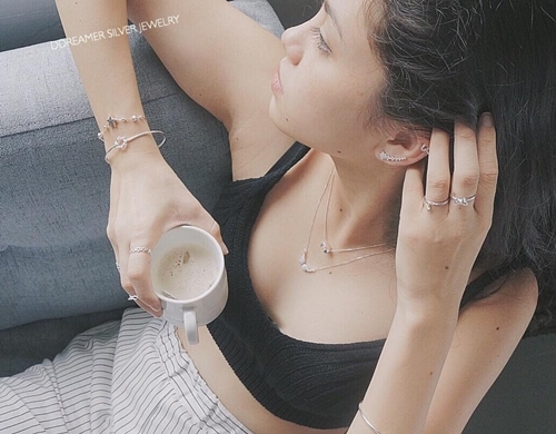 Thỏa sức mua sắm đầu năm tại Hello Weekend Market