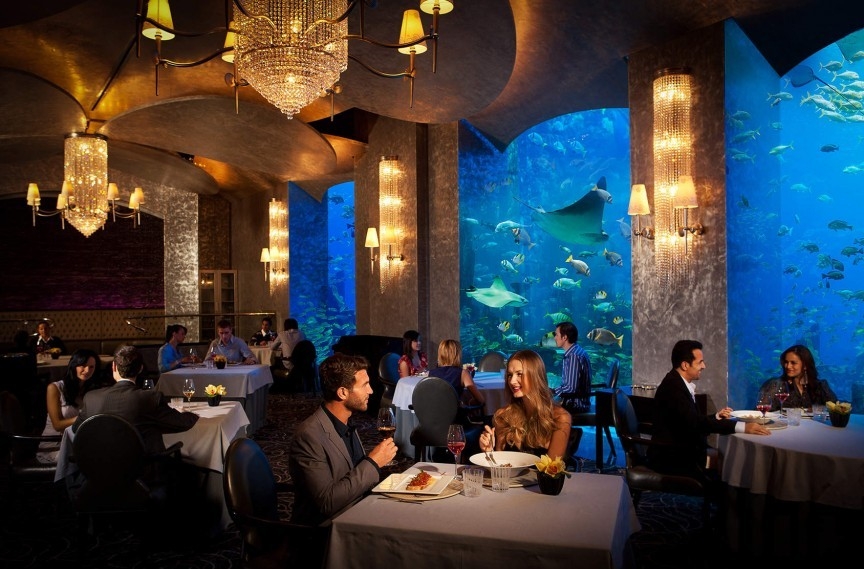 9 cách ném tiền qua cửa sổ ở Dubai