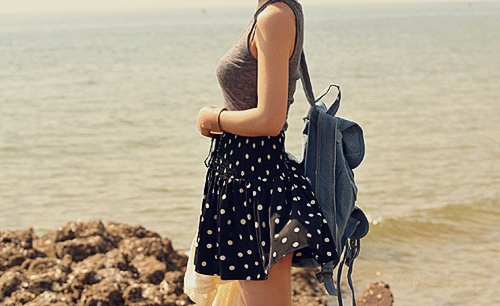 Bestie nhom mau O