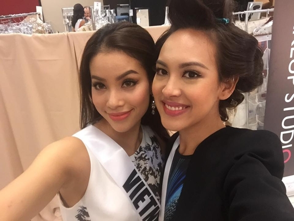 Phạm Hương Miss Universe