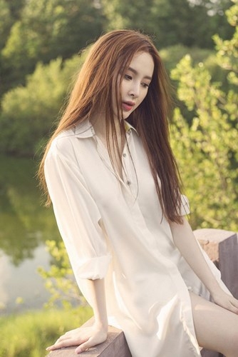 Đọ tài sắc hai nàng tên Trinh gợi cảm nhất showbiz Việt trong năm 2015