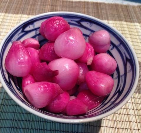 Làm dưa hành muối ngon giòn đón Tết