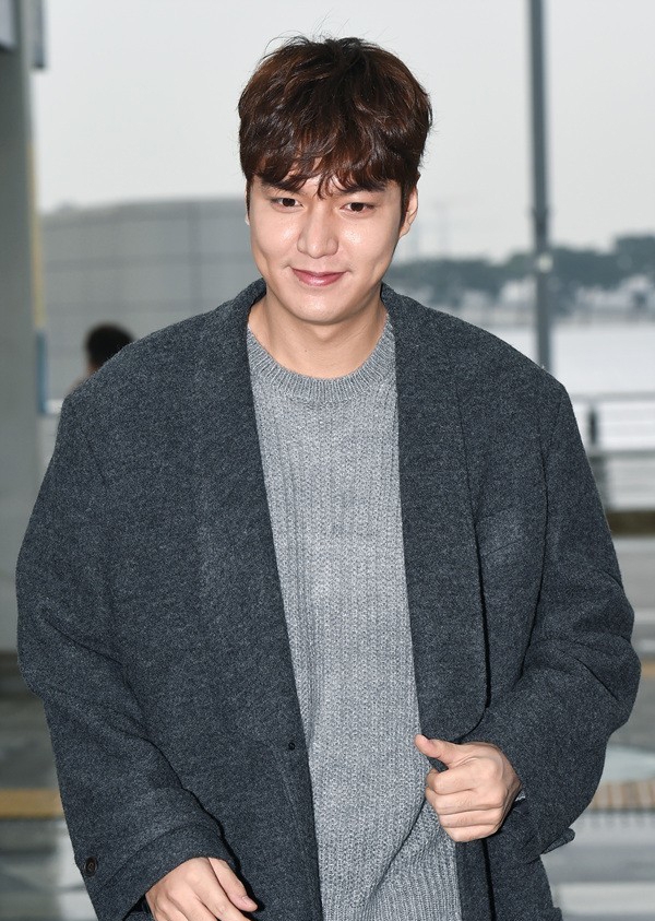 Lee Min Ho khiến fan hụt hẫng vì... phát tướng