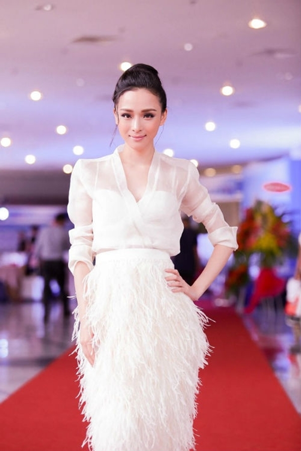 Những sao Việt bị chính bố mẹ đẻ