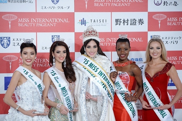 2015 - Năm tỏa sáng của nhan sắc Việt Nam trên đấu trường quốc tế