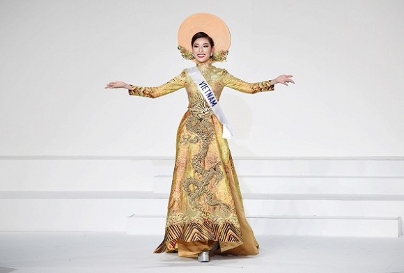 2015 - Năm tỏa sáng của nhan sắc Việt Nam trên đấu trường quốc tế