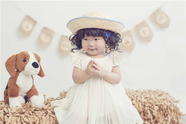 Các nhóc tì nhà Lý Hải kéo nhau đi “giải nhiệt” cuối năm