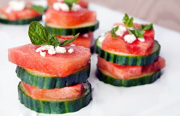 4 món salad dưa hấu dễ làm cho nàng giảm cân