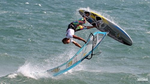 Những trò chơi cảm giác mạnh không thể bỏ qua khi du hí Nha Trang