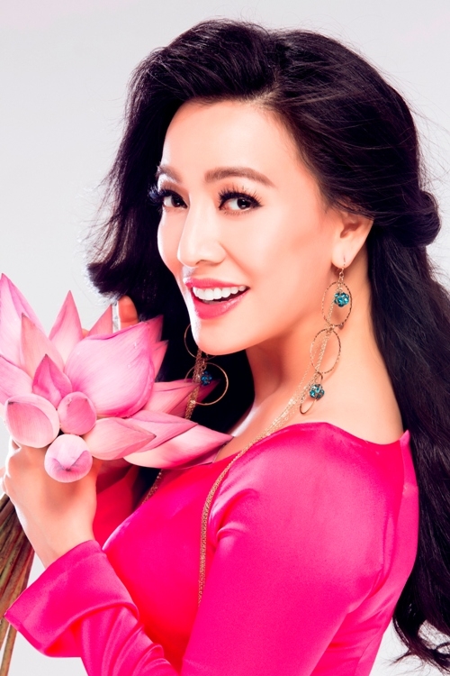 Nhan sắc mặn mà của “kiều nữ doanh nhân” Đường Thu Hương