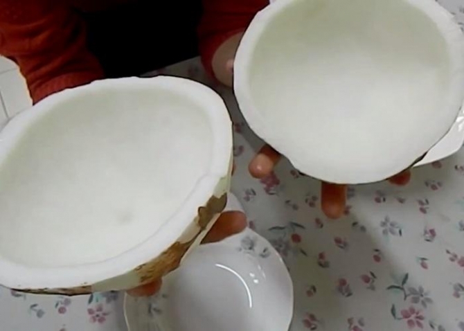 Khéo tay làm mứt dừa ngon dẻo tại nhà đón Tết