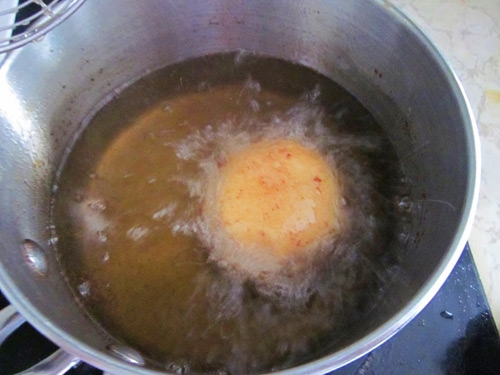 Trổ tài làm kem chiên