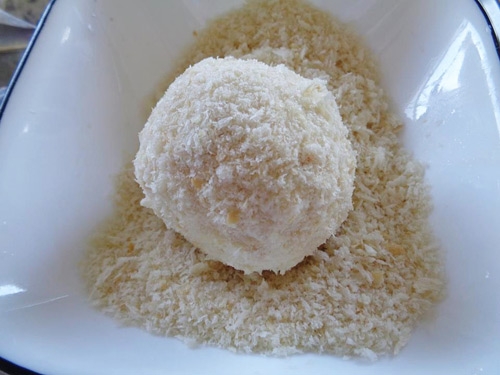 Trổ tài làm kem chiên
