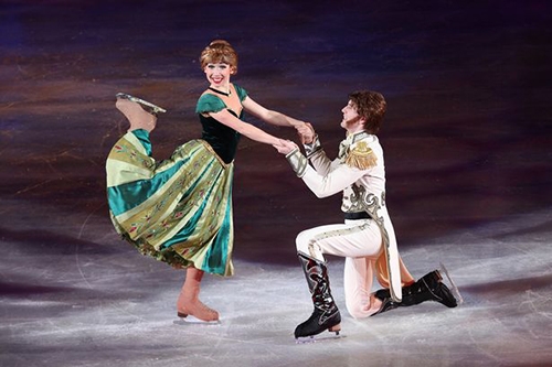Nhạc kịch Disney trên băng qua lời kể của fan hâm mộ trên thế giới
