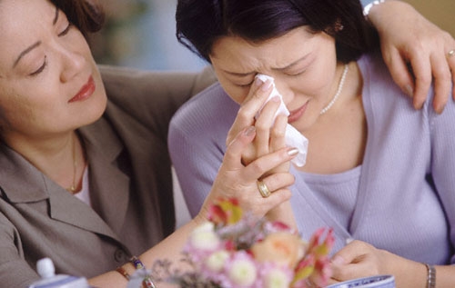 em dâu chồng ghê gớm
