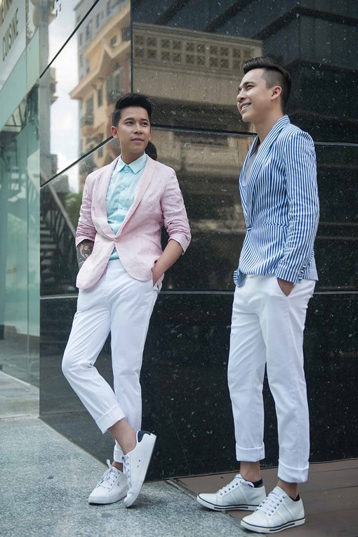 Ca sĩ Việt bỏ chạy show để ăn Tết