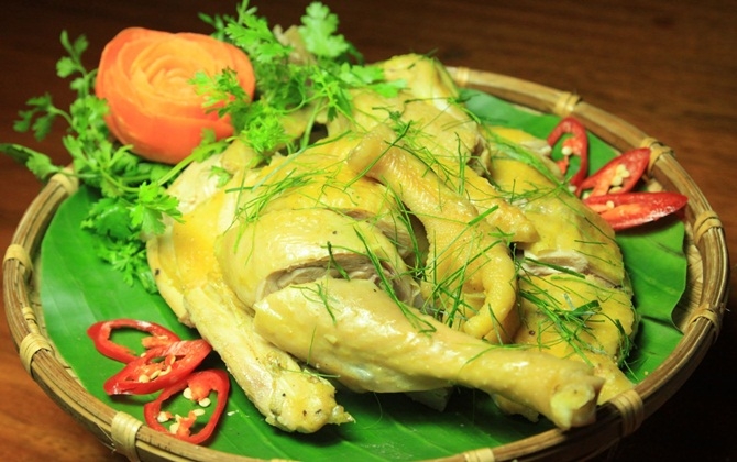 Những thực phẩm thà bỏ đi chứ không nên đun đi đun lại ngày Tết