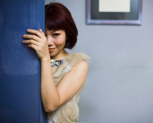 Bất ngờ với quá khứ truân chuyên của diva Hà Trần