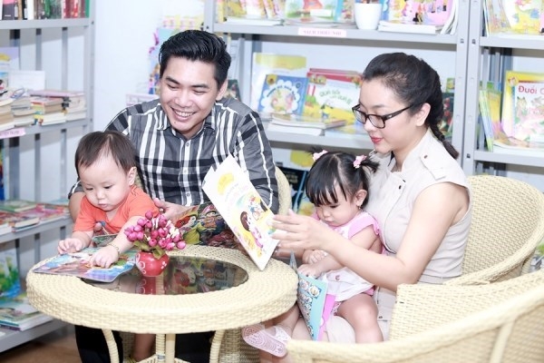 Các bà mẹ showbiz Việt chia sẻ cách chữa trầm cảm sau khi sinh