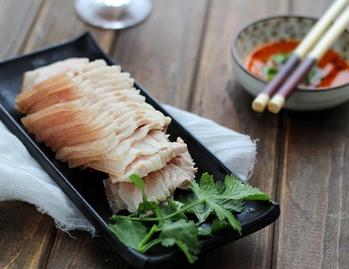 Thịt ba chỉ sốt tỏi - món ăn đơn giản nhưng ngon