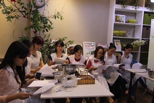 Phái đẹp rộ trào lưu tự làm mỹ phẩm thiên nhiên