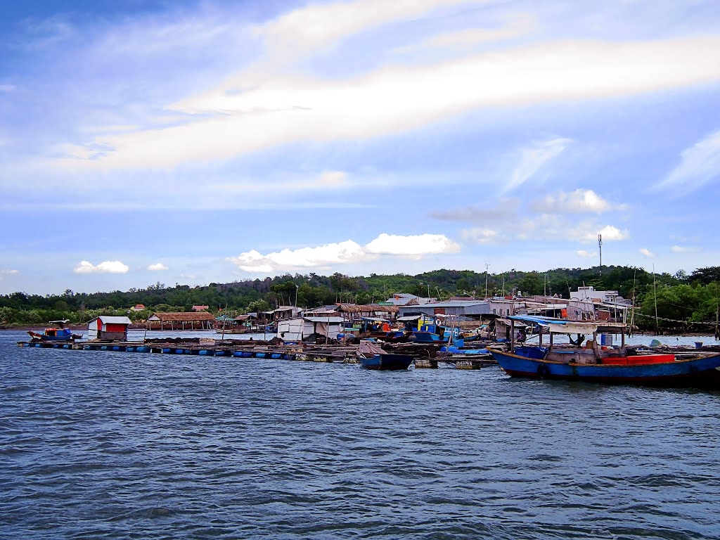 Tung hoành ở vương quốc hàu cách Sài Gòn 100km