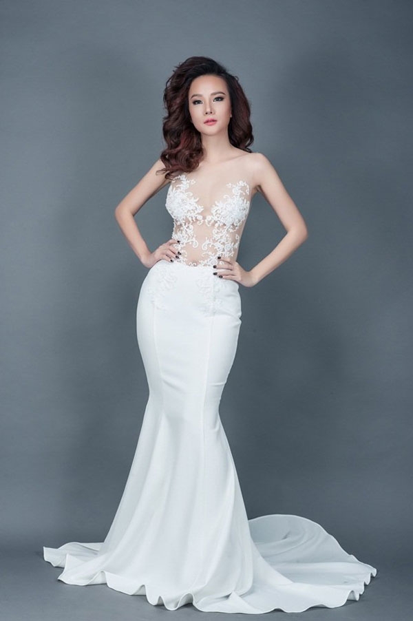 4 Bà mẹ hai con sở hữu nhan sắc bốc lửa của showbiz Việt