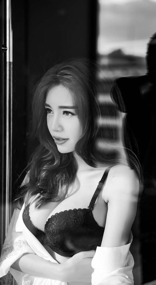 4 Bà mẹ hai con sở hữu nhan sắc bốc lửa của showbiz Việt