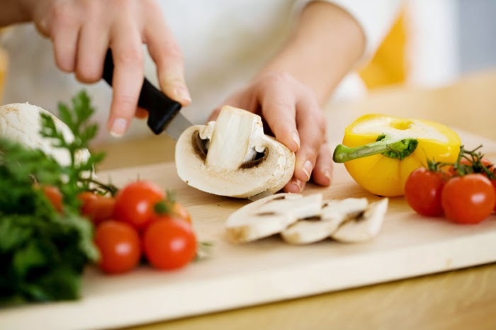 Làm thế nào để việc chung sống không "giết chết" tình yêu của bạn?