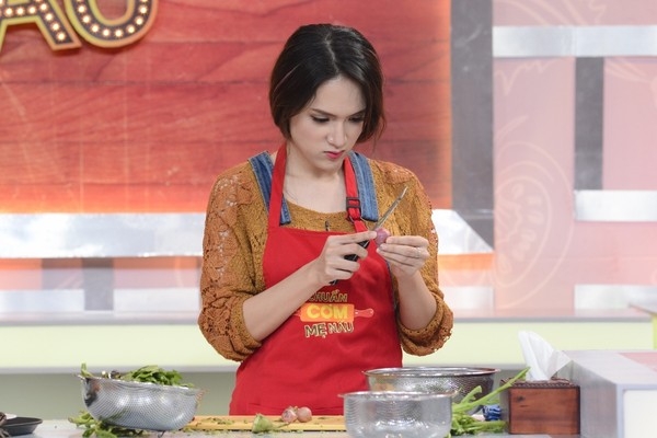 Hương Giang Idol, Lâm Chi Khanh sẽ thế nào khi làm mẹ?