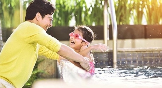 Những ông bố điển trai chăm con giỏi nhất showbiz Việt