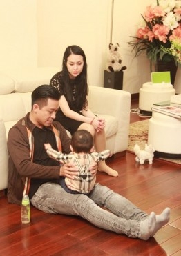Những ông bố điển trai chăm con giỏi nhất showbiz Việt