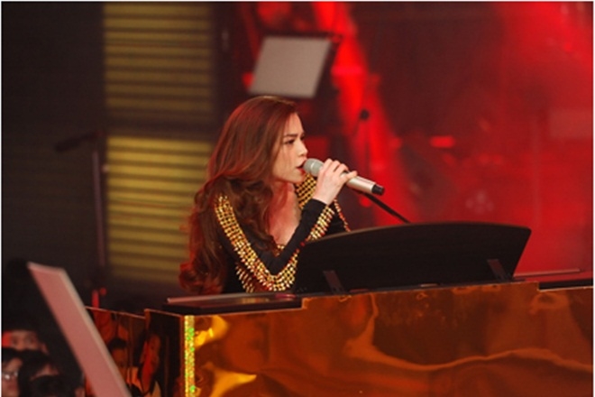 Mê mẩn với tài chơi Piano đầy thuyết phục của sao Việt trên sân khấu