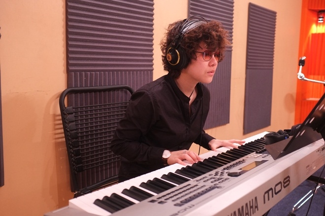 Mê mẩn với tài chơi Piano đầy thuyết phục của sao Việt trên sân khấu