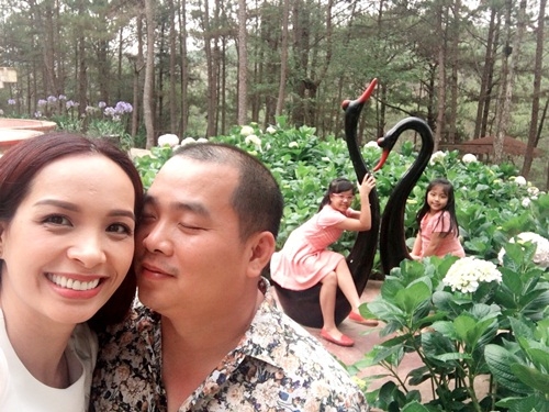 Những chuyến du lịch sang chảnh ''phát thèm'' của con sao Việt