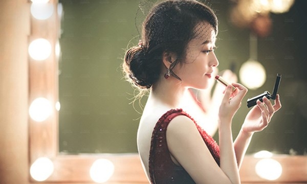 Phụ nữ muốn giữ chồng, hãy giữ mình trước nhất